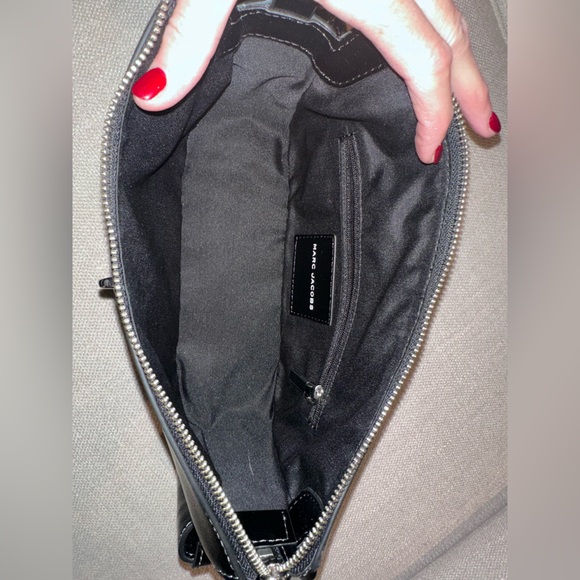 ✨Marc Jacobs Signet Turnlock Leather Shoulder Bag – NWOT Pristine ✨ Retail: $458 - Picture 8 of 15